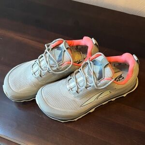 Altra All Weather Grey Athletic Shoes with Coral Lining